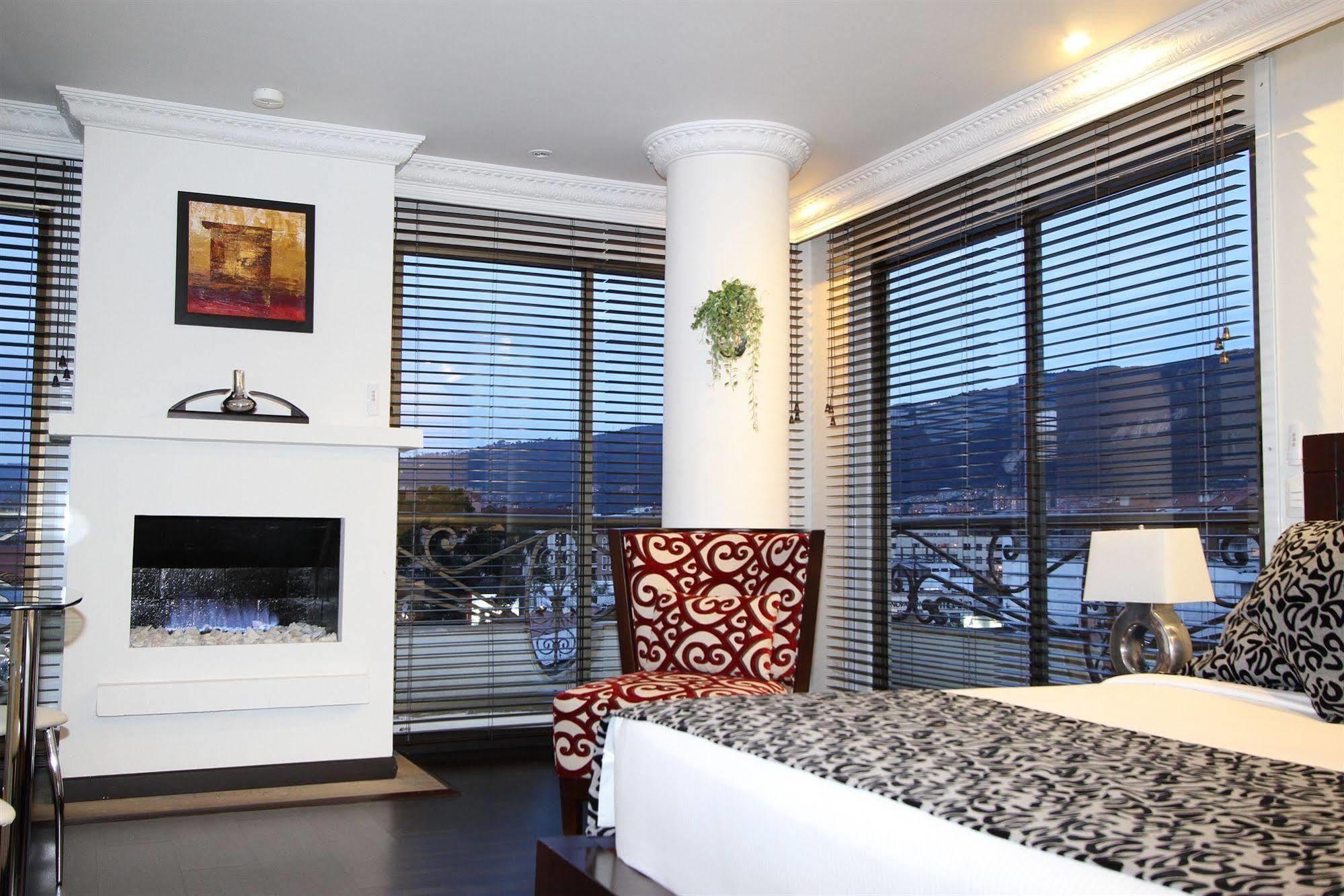 Hotel Suites 108 ボゴタ エクステリア 写真